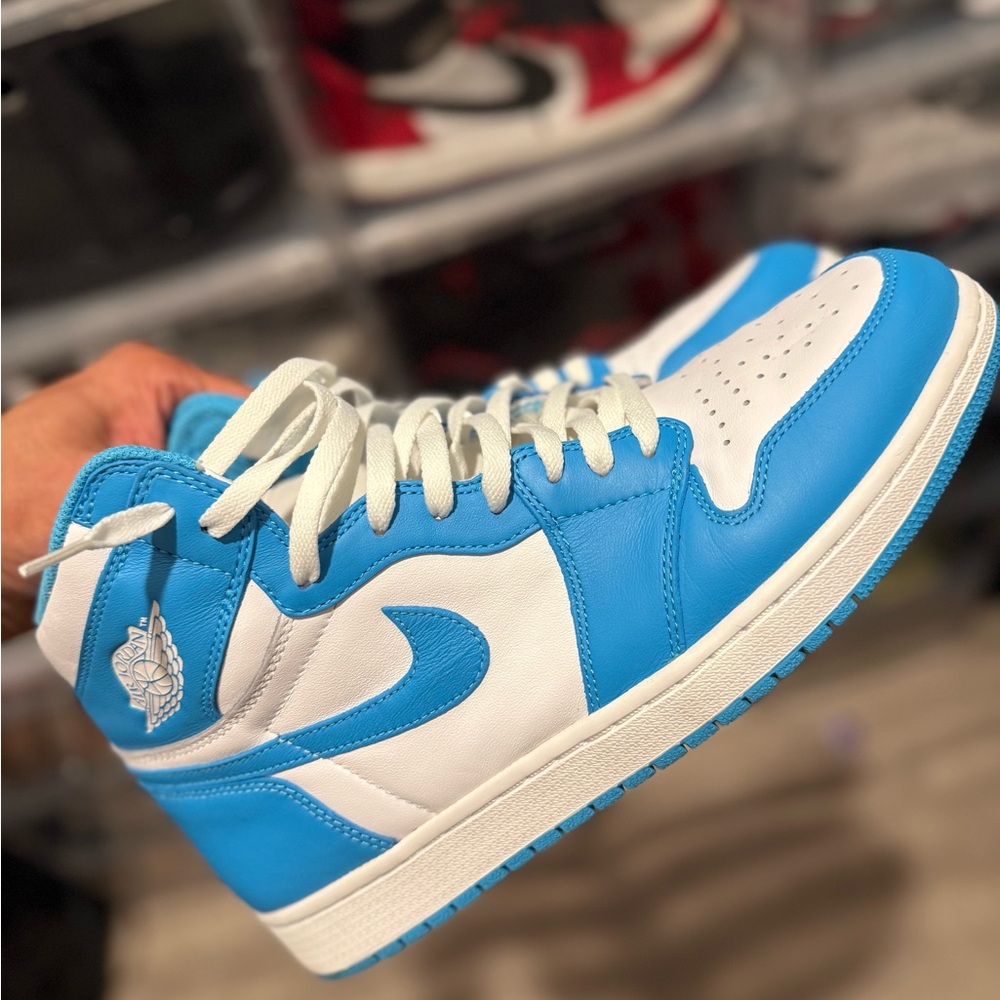 Jordan Athletic Shoes in Blue and White